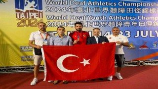 Milli sporcu Alperen Akbulut, cirit atmada dünya üçüncüsü oldu