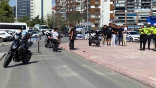Motosiklet kazasında 1i polis 2 kişi yaralandı