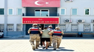 Motosikletli uyuşturucu satıcıları jandarmadan kaçamadı