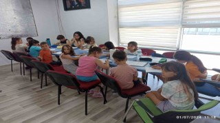 Muğlada çocuklar yazı rengarenk geçiriyor