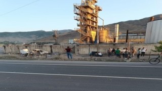 Muşta takla atan otomobil istinat duvarına çarptı: 7 yaralı