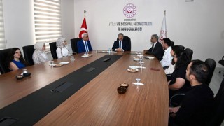 Osmaniye Valisi Yılmaz, Koruyucu Aile Birimini Ziyaret Etti