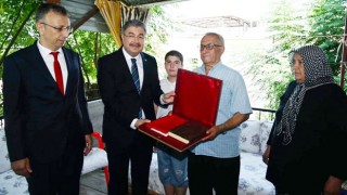 Osmaniye Valisi Yılmaz’dan Esnaflara ve Şehit Ailesine Ziyaret