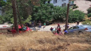 Osmaniyede otomobil şarampole yuvarlandı: 2 yaralı