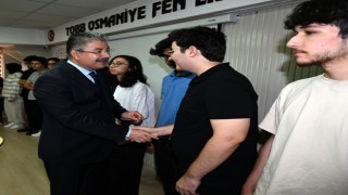 Osmaniye'de YKS'de İlk Bine Giren Öğrenciler Ödüllendirildi