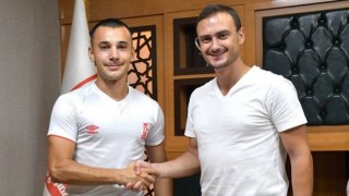 Osmaniyespor FK’lı Futbolcu Dede, Takımdan Ayrıldı