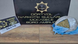 Otobüste yolculuk yapan şahıslardan uyuşturucu çıktı