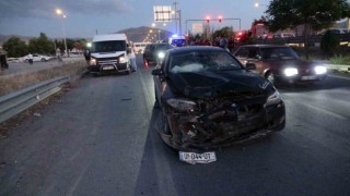 Otomobil ile motosiklet çarpıştı: 1 ölü, 2 yaralı