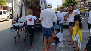 Otomobil, yola fırlayan turist çocuğa çarptı