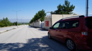 Otomobilden düşen para dolu çanta kayboldu