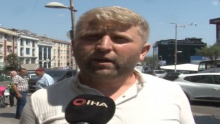 (ÖZEL) Esenyurtta motosikletli gençler önce araca, ardından direğe çarptı: 1 ölü, 1 yaralı
