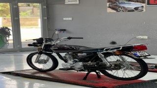 Park halindeki motosiklet çalındı