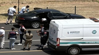 Park halindeki otomobilde bir kişi ölü bulundu