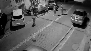 Park yeri tartışmasına damacanayla müdahale etti