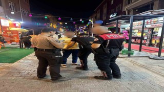 Polis 105 şahsın ve 3 araç sahibinin kimlik bilgilerini sorguladı