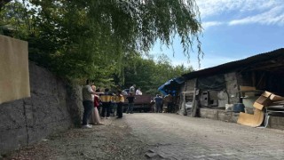 Ruhsatsız işletilen maden ocağında göçük, 1 işçiyi kurtarma çalışmaları sürüyor