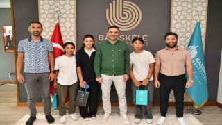 Şampiyon gençlere hediye