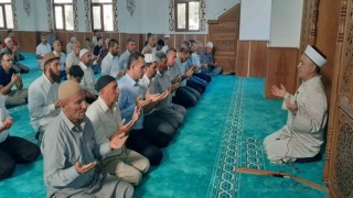 Samsatta merkez cami ibadete açıldı