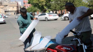 Şanlıurfada buz üreticileri talebe yetişemiyor