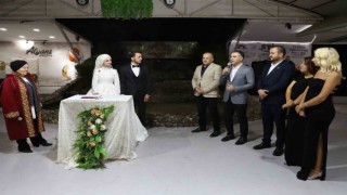 Şehit kardeşini en mutlu gününde yalnız bırakmadılar