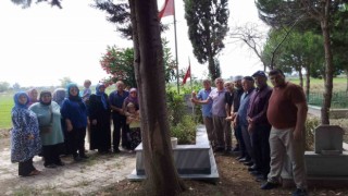Şehit komando er kabri başında anıldı