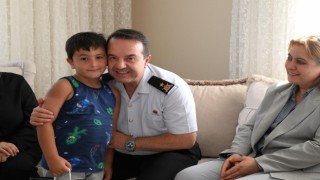 Şehit Uzman Çavuş Kuşdilinin ailesine şehadet belgesi teslim edildi