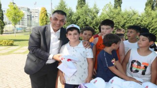 Şehzadeler Belediyesinden genç yüzücülere büyük destek