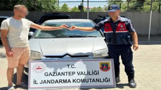 Silah zoruyla vatandaşın aracını gasp eden 3 şahıs tutuklandı