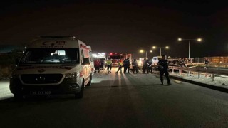 Silivride hafif ticari araç bariyere çarptı: 1 ölü, 1 yaralı