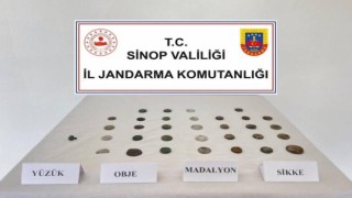 Sinopta kaçakçılık operasyonu: 33 parça tarihi eser ele geçirildi