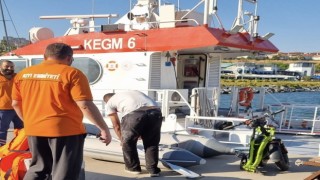 Şişme botla denizde sürüklenen şahıs Kıyı Emniyeti Genel Müdürlüğünce kurtarıldı