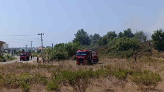 Site inşaatında çalışan vincin kopardığı enerji hattı yangın çıkardı