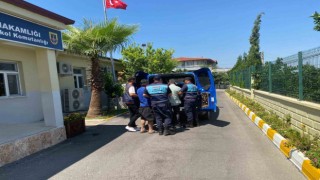Suç makinesi jandarmadan kaçamadı, 3,5 milyon değerinde ziynet eşyasıyla yakalandı