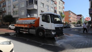 Sultangazide cadde ve sokaklar yıkanıyor