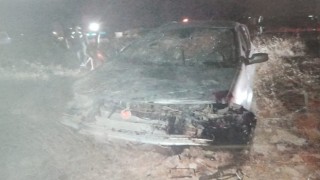 Takla atan otomobildeki genç hayatını kaybetti
