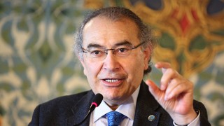 Tarhan: “Meslek seçimi sadece para kazanmak ve rahat yaşamak için yapılmamalı!”