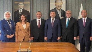 Tarım ve Orman Bakanı İbrahim Yumaklıdan AK Partiye ziyaret