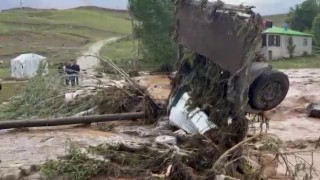 Tekmanda yağmur ve dolu etkili oldu, dereler taştı