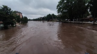 Terme Çayının debisi 805 m3 saniyeyi gördü