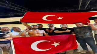 Tomarzalı Dünya Boks Şampiyonu Aydemir, Afrikada Türk bayrağını dalgalandırdı