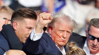Trump: “Ölmüş Olmam Gerekiyordu”
