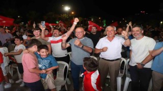 Turgutluda milli maç heyecanı dev ekrandan devam ediyor