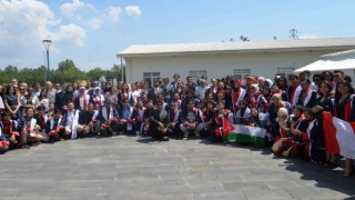 Türkçe eğitimini başarıyla tamamlayan misafir öğrenciler belgelerini aldı