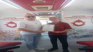 Türkelide 35 kez bağışta bulunan vatandaşa madalya