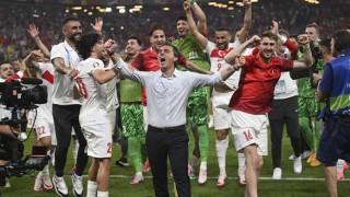 Türkiye, Son 16 Turunda Avusturya Karşısında