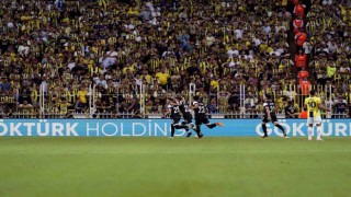 UEFA Şampiyonlar Ligi 2. Eleme Turu: Fenerbahçe: 0 - FC Lugano: 1 (İlk yarı)