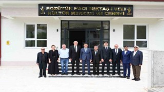 Vali Aygöl Cemevinde incelemelerde bulundu