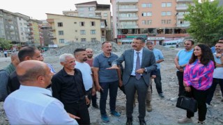 Vali Çelik; Eski belediye alanında sosyal alan yapılacak