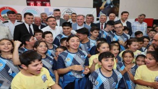 Vali Çiçek “Hacılara âşık Belediye Başkanı Bilal Özdoğana teşekkür ediyorum”
