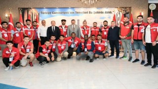Vali Çiftçi “Damla Gönüllülük Hareketi”ni kabul etti